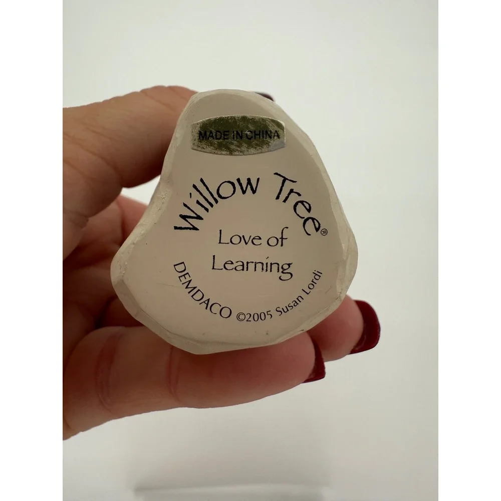 Willow Tree Love of Learning Praying Angel Figurine Demdaco‎ Susan Lordi